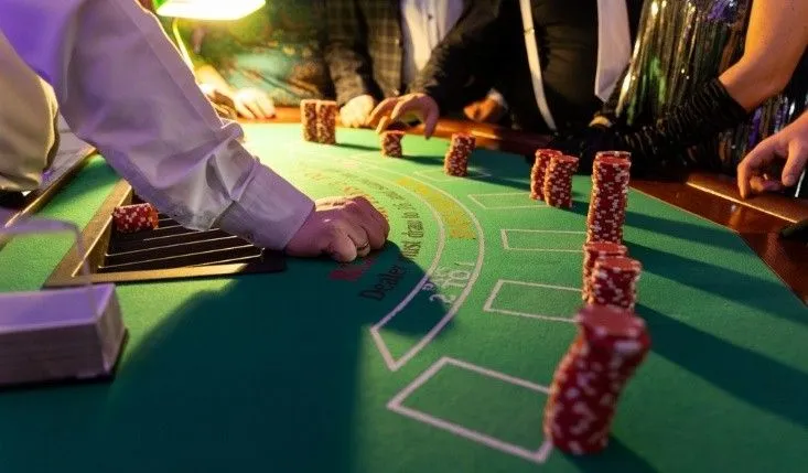 Step Up Your Phoenix Fundraiser with a Casino Night Event